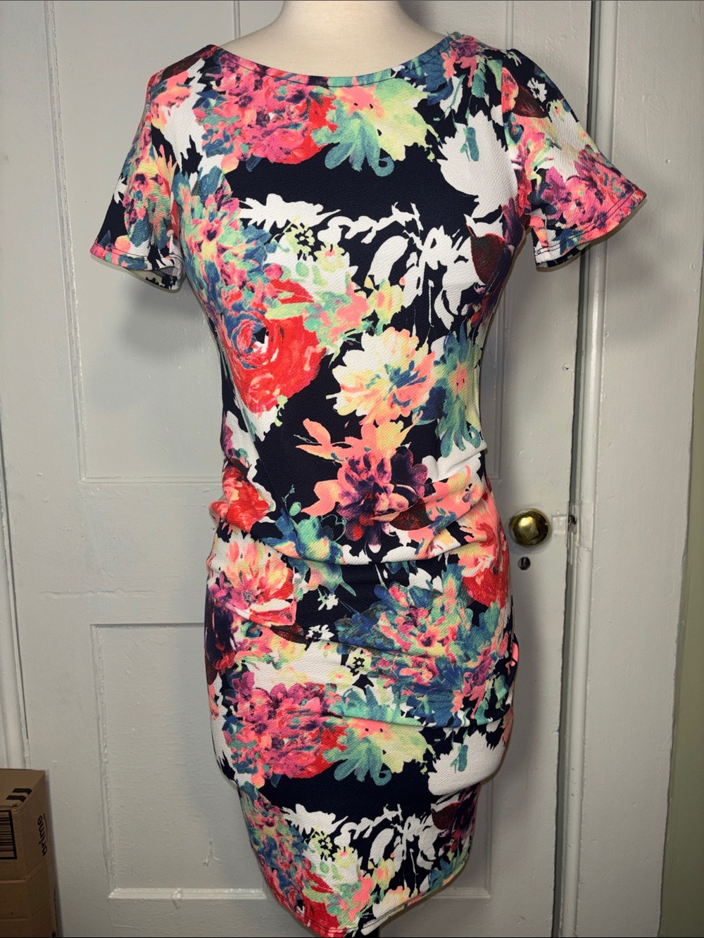 Pinkblush Floral Maternity Bodycon Dress - Multicolor size small - Picture 3 of 8
